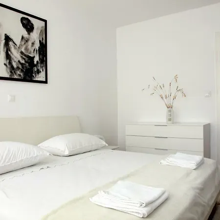 Apartman Apartman Mbg *